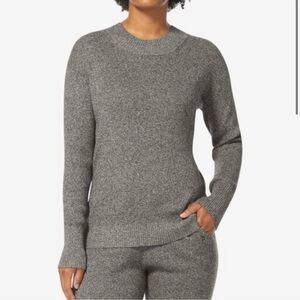Tommy John Women's Gray Crew Neck Sweater